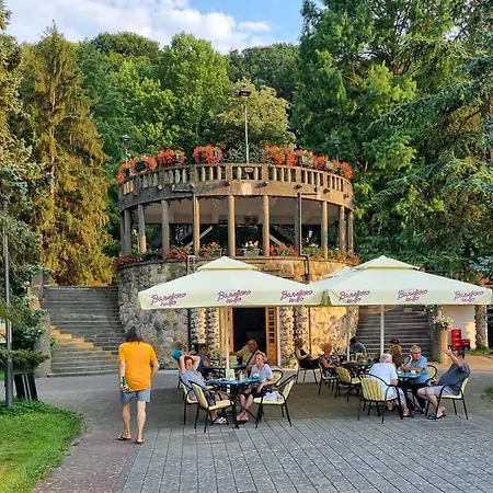 Jelena Апартаменты *